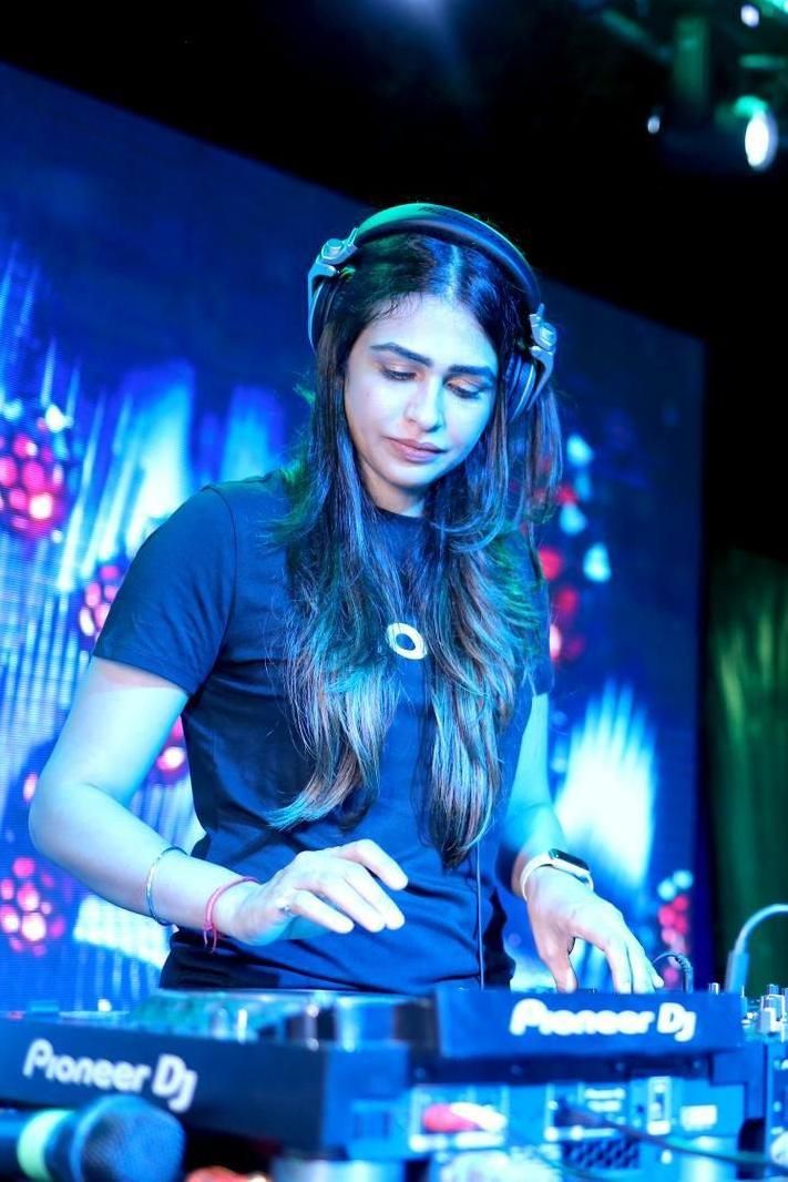 DJ-Aanvi-04